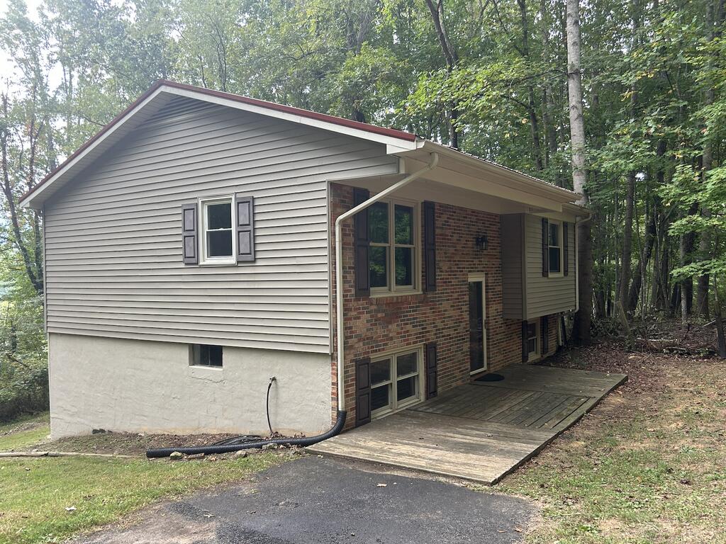 181 Slide Mountain Road Bland, VA 24315 - Photo 33 of 35 Gallery Image 33