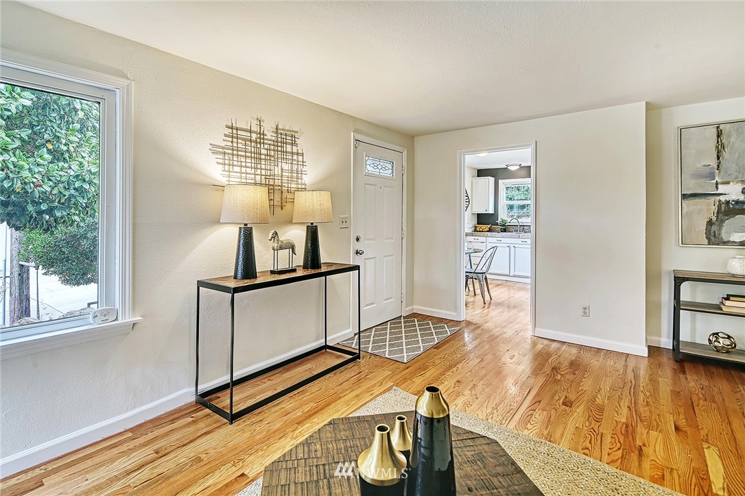 7231 16th Avenue Southwest Seattle, WA 98106 - Photo 8 of 18