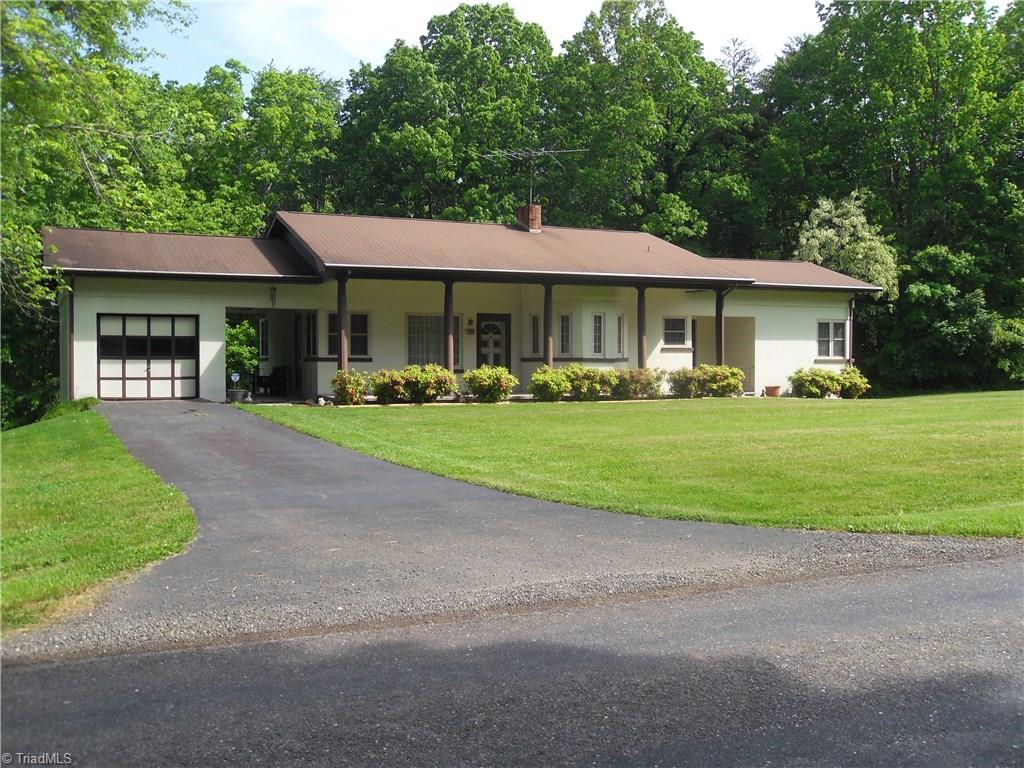 501 Cook Road Pilot Mountain, NC 27041 - Photo 5 of 20 Gallery Image 5