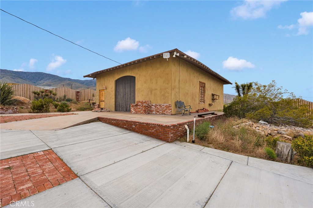 7985 Baker Road Lucerne Valley, CA 92356 - Photo 40 of 54