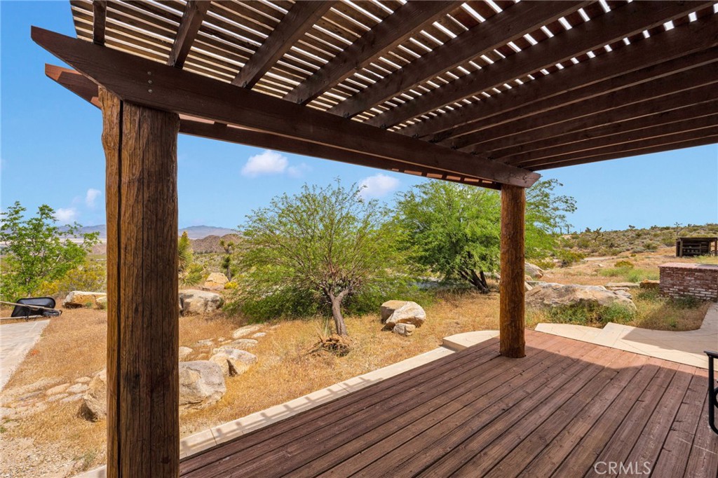 7985 Baker Road Lucerne Valley, CA 92356 - Photo 5 of 54
