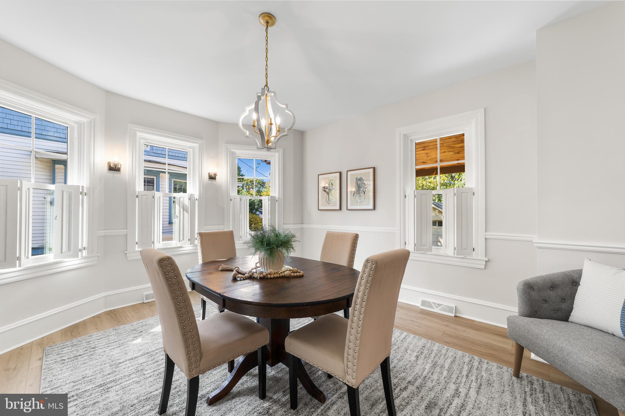 306 Midway Riverton, NJ 08077 - Photo 14 of 46 Dining room off living room