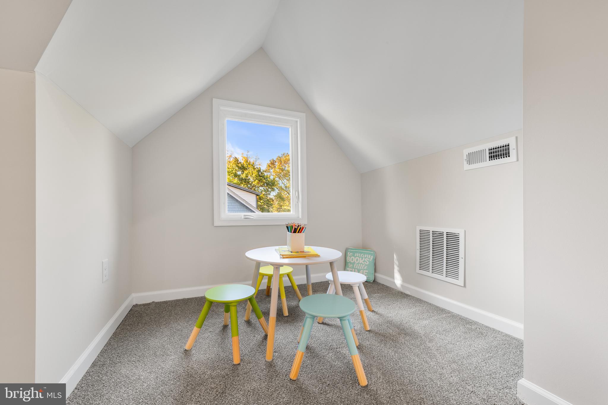 306 Midway Riverton, NJ 08077 - Photo 41 of 46 Third floor