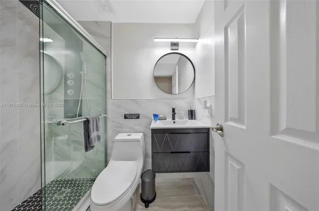 $8,000 | 5740 Northeast 19th Avenue, Fort Lauderdale, FL 33308