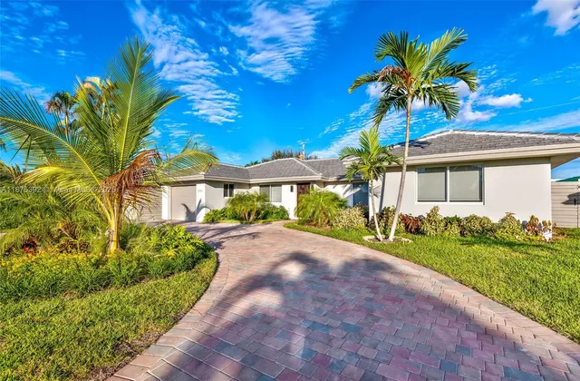 $8,000 | 5740 Northeast 19th Avenue, Fort Lauderdale, FL 33308