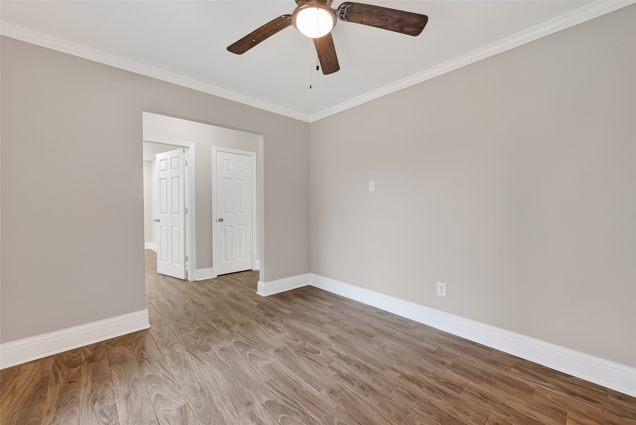 11107 Cedarview Lane Houston, TX 77041 - Photo 9 of 39