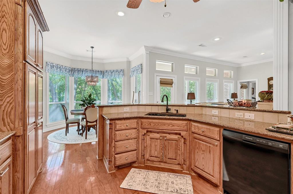 1090 Riley Road Whitesboro, TX 76273 - Photo 14 of 40 Gallery Image 14