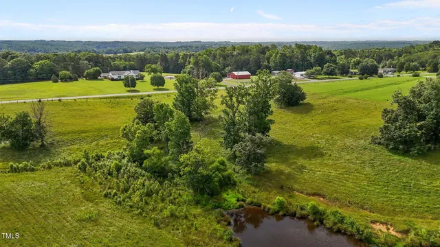 a picture of a bathroom with a sink