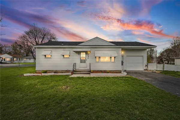 $179,000 | 292 Knapp Avenue, Irondequoit, NY 14609