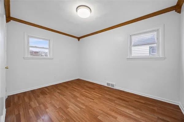 $179,000 | 292 Knapp Avenue, Irondequoit, NY 14609