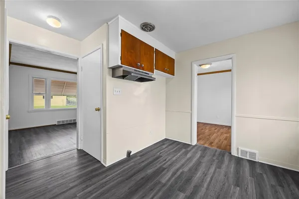 $179,000 | 292 Knapp Avenue, Irondequoit, NY 14609