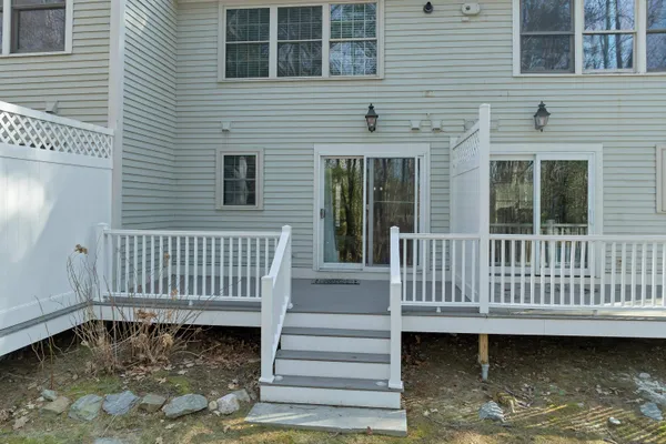 $279,900 | 79 Woodland Green, Unit 79, Rochester, NH 03868