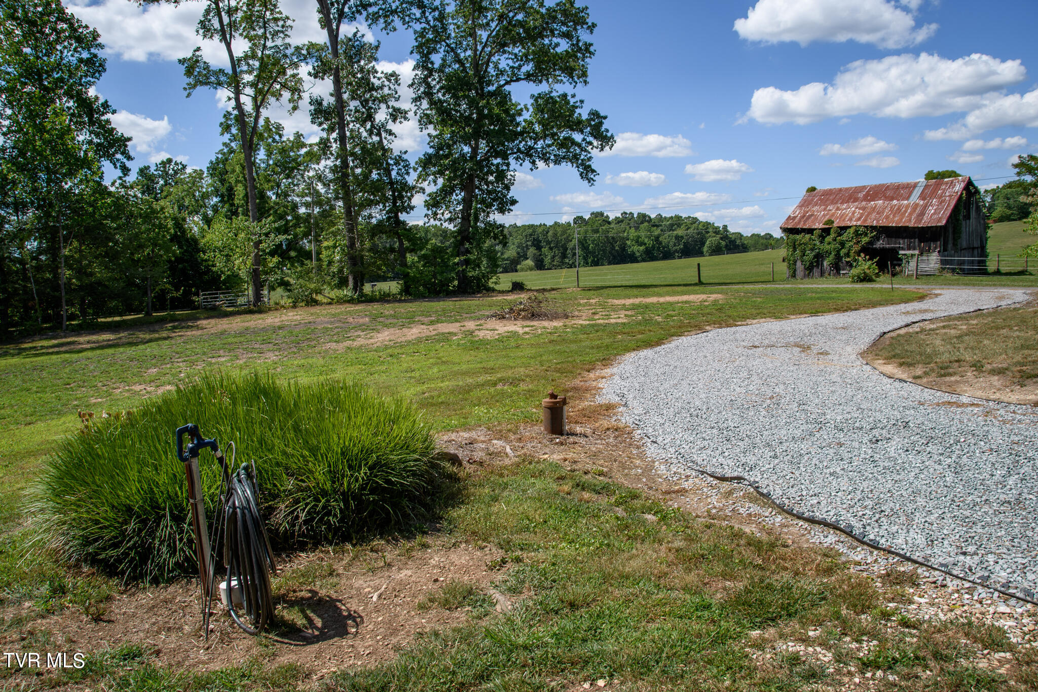 310 Jay Fanning Road Afton, TN 37616 - Photo 23 of 24 310 Jay Fanning-28
