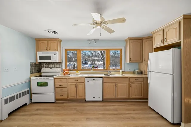 $889,500 | 35 Peters Street, North Andover, MA 01845