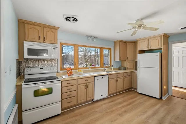 $889,500 | 35 Peters Street, North Andover, MA 01845