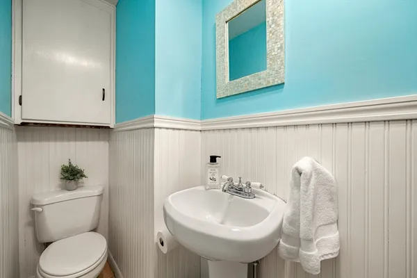 $936,000 | 35 Peters Street, North Andover, MA 01845