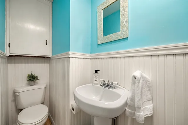 $889,500 | 35 Peters Street, North Andover, MA 01845