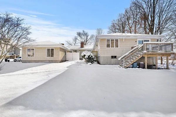 $936,000 | 35 Peters Street, North Andover, MA 01845