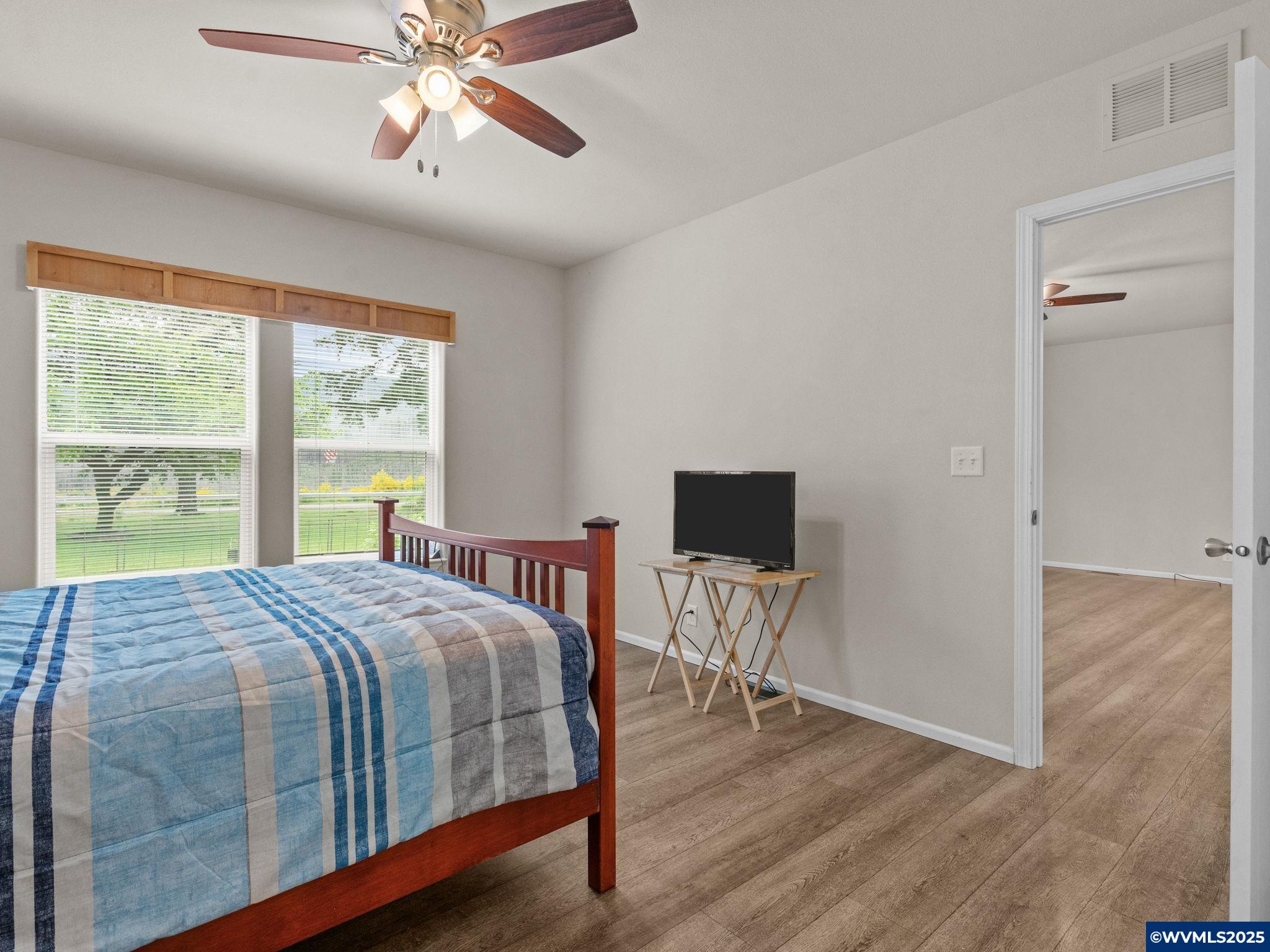 33635 North Fork Road Lyons, OR 97358 - Photo 18 of 42