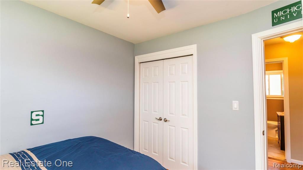 28536 Quail Hollow Road Farmington Hills, MI 48331 - Photo 22 of 48
