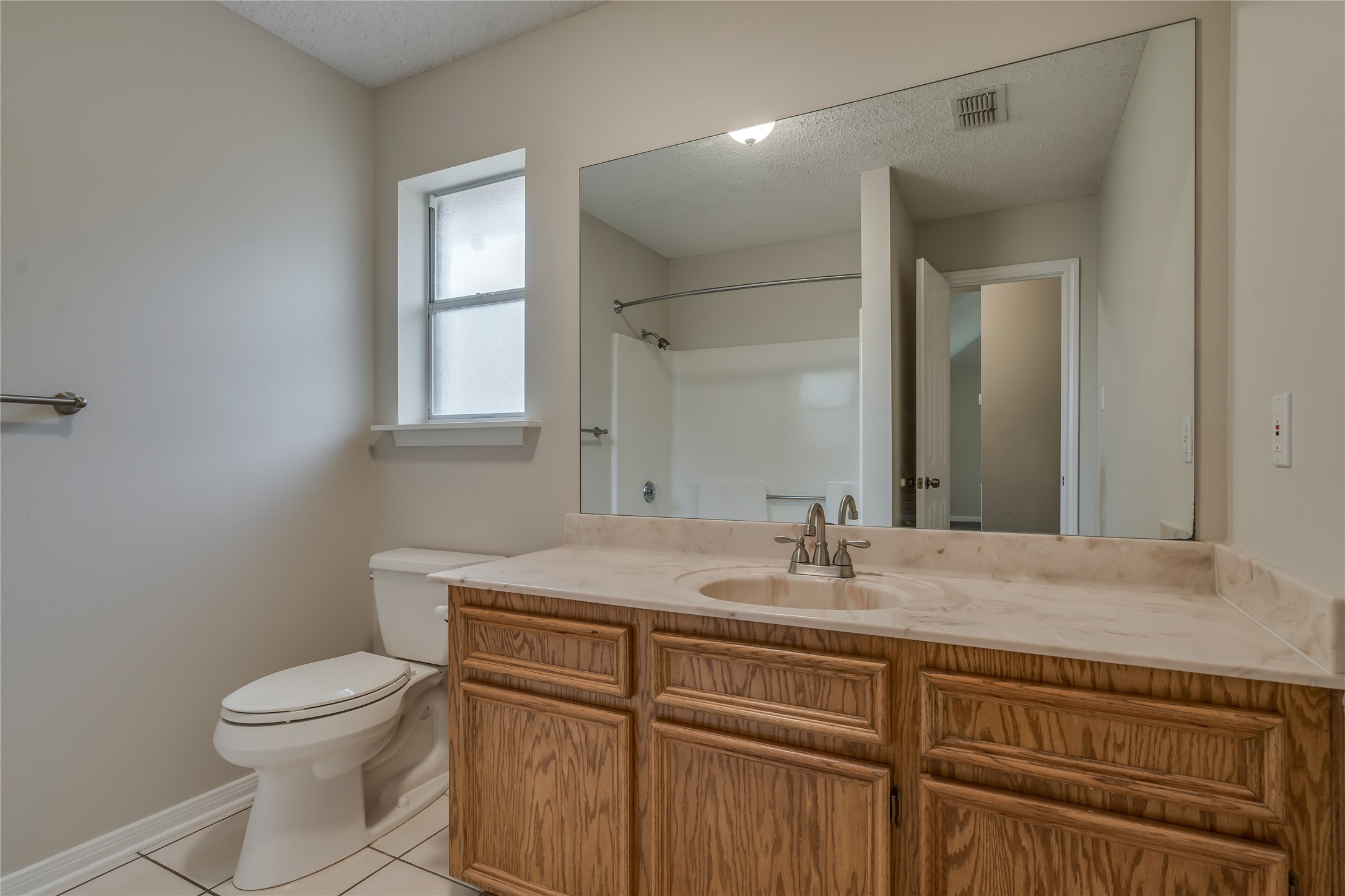 2460 Pebblebrook Circle Conroe, TX 77384 - Photo 21 of 27 Second full bath