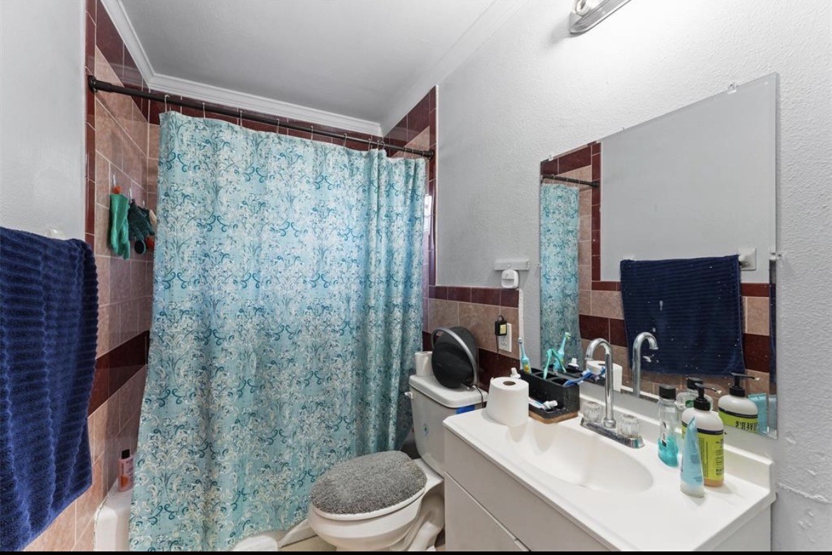 8538 Sunderland Road, Unit A Houston, TX 77028 - Photo 4 of 5