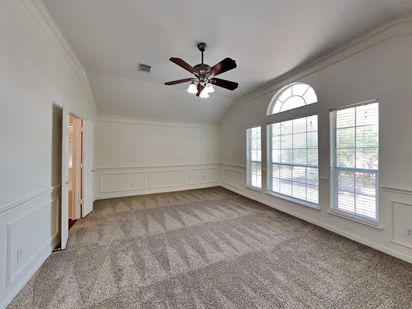 $2,235 | 6330 Big Oak Canyon Drive, Richmond, TX 77469