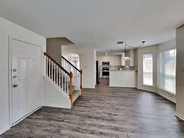 $2,235 | 6330 Big Oak Canyon Drive, Richmond, TX 77469