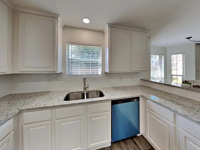 $2,299 | 6330 Big Oak Canyon Drive, Richmond, TX 77469