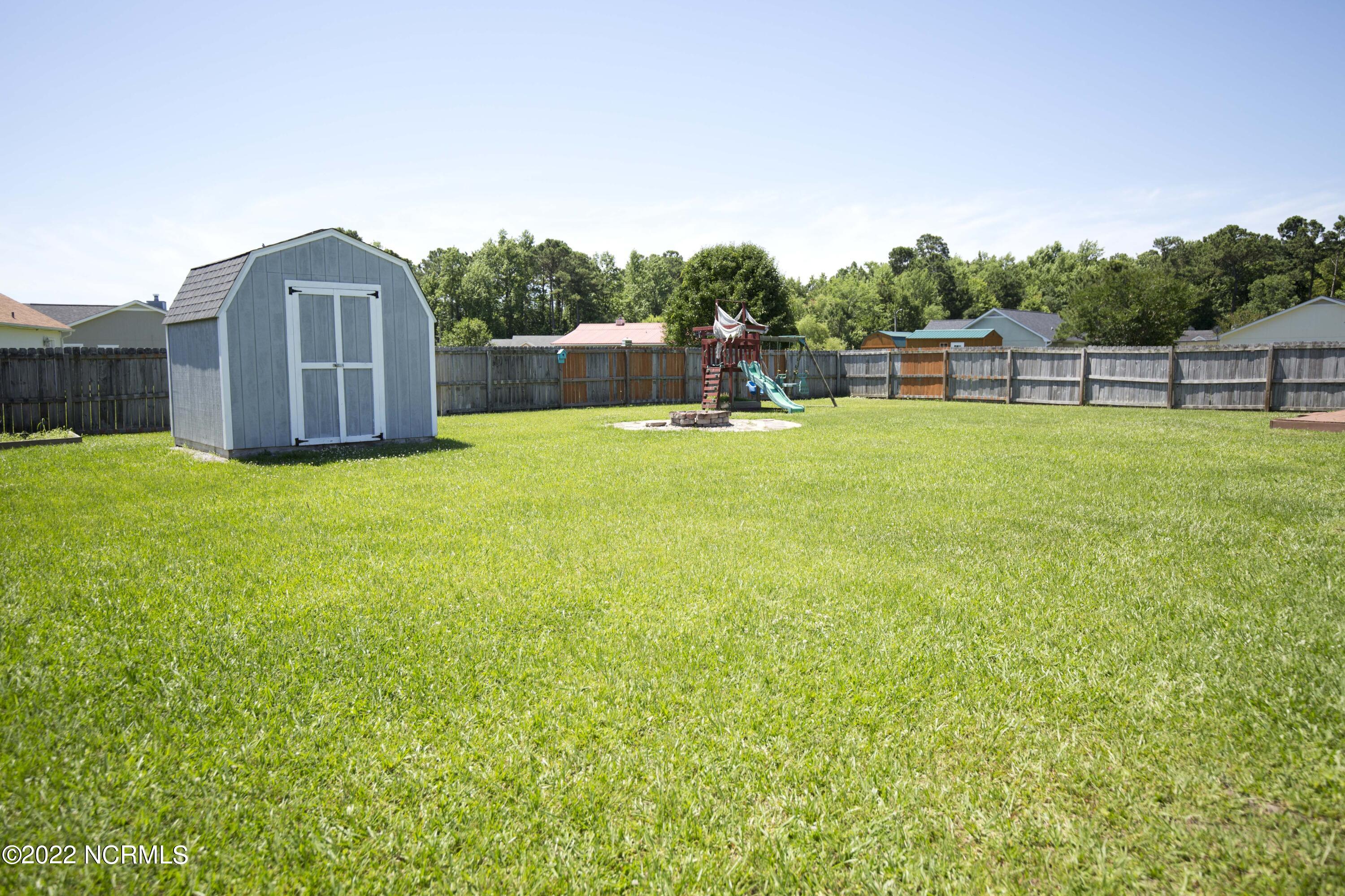 289 Parnell Road Hubert, NC 28539 - Photo 17 of 18 4M9A8564