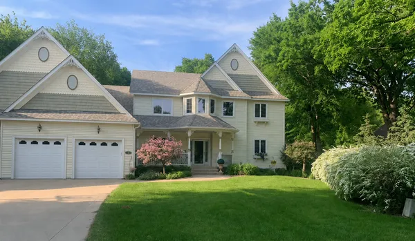 $775,000 | 725 Starlight Drive, Sartell, MN 56377