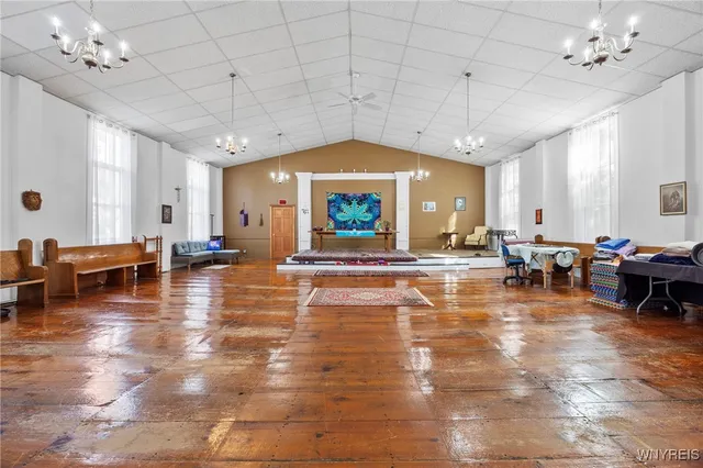 $678,900 | 5445 East Creek Road, Wales, NY 14139