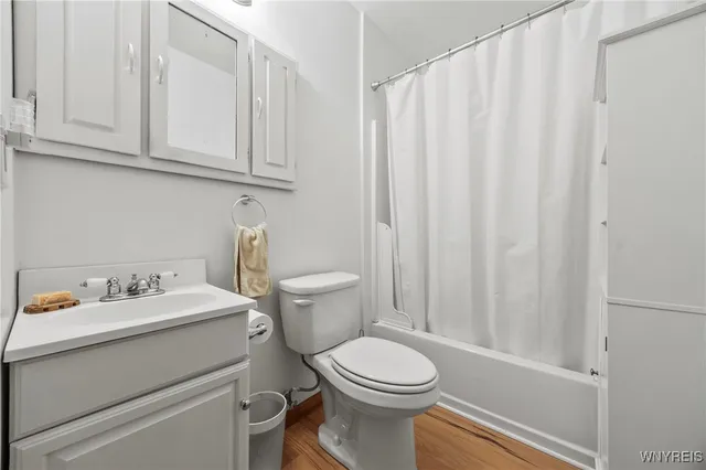 $678,900 | 5445 East Creek Road, Wales, NY 14139