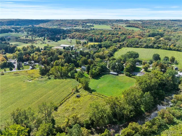 $678,900 | 5445 East Creek Road, Wales, NY 14139