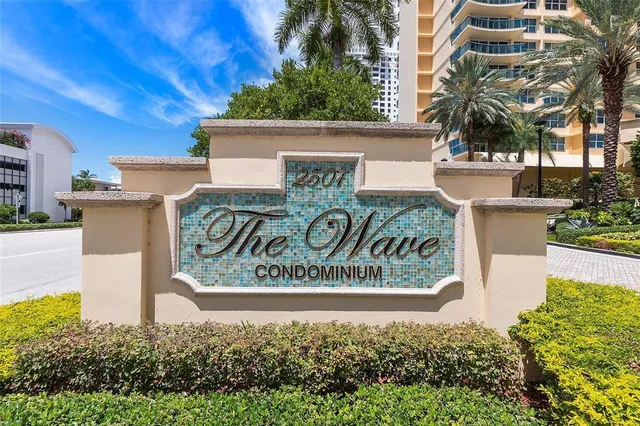 $365,000 | 2501 South Ocean Drive, Unit 1108, Hollywood, FL 33019