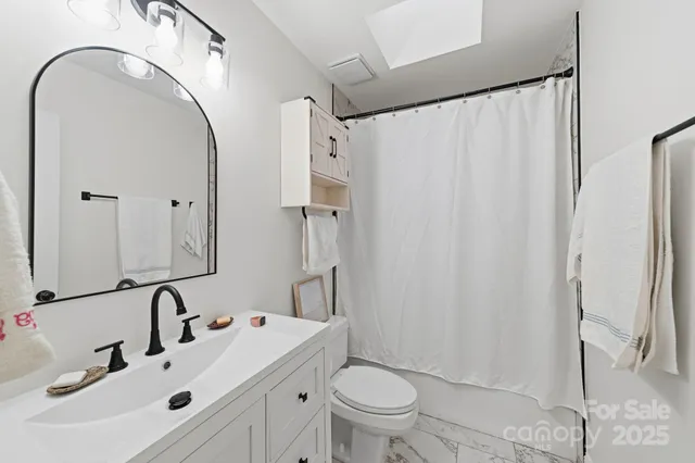 $609,000 | 5204 Tedorill Lane, Charlotte, NC 28226