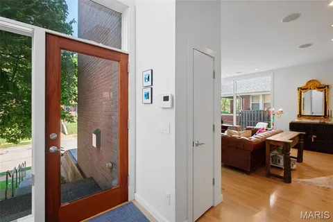 $1,375,000 | 7526 Washington Avenue, University City, MO 63130