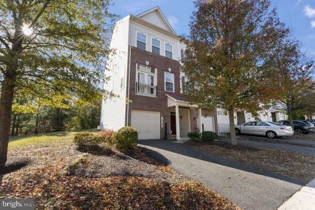 $2,850 | 16782 Blackjack Oak Lane, Woodbridge, VA 22191