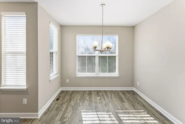 $2,850 | 16782 Blackjack Oak Lane, Woodbridge, VA 22191