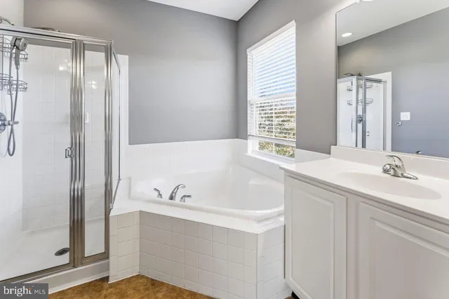 $2,850 | 16782 Blackjack Oak Lane, Woodbridge, VA 22191