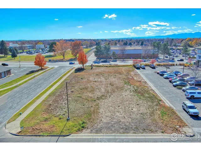 $325,000 | 2306 17th Avenue, Longmont, CO 80501