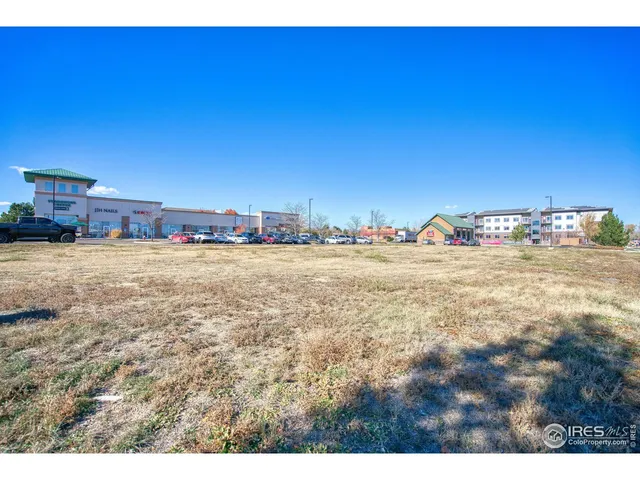 $325,000 | 2306 17th Avenue, Longmont, CO 80501