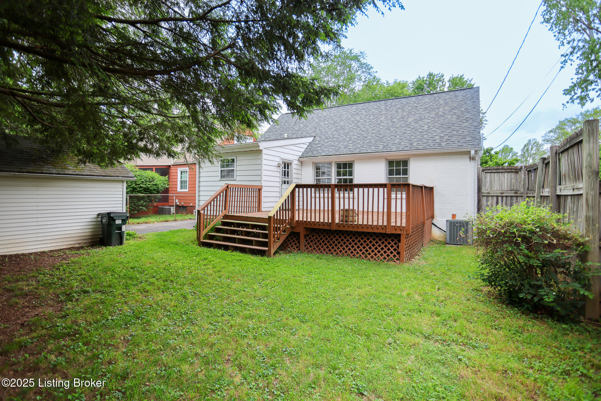 4206 Churchill Road Louisville, KY 40207 - Photo 37 of 39 4206 Churchill-36