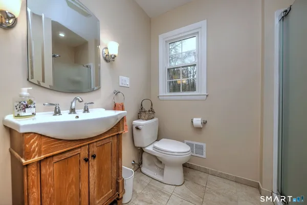$639,000 | 14 Ann Drive, Bethany, CT 06524