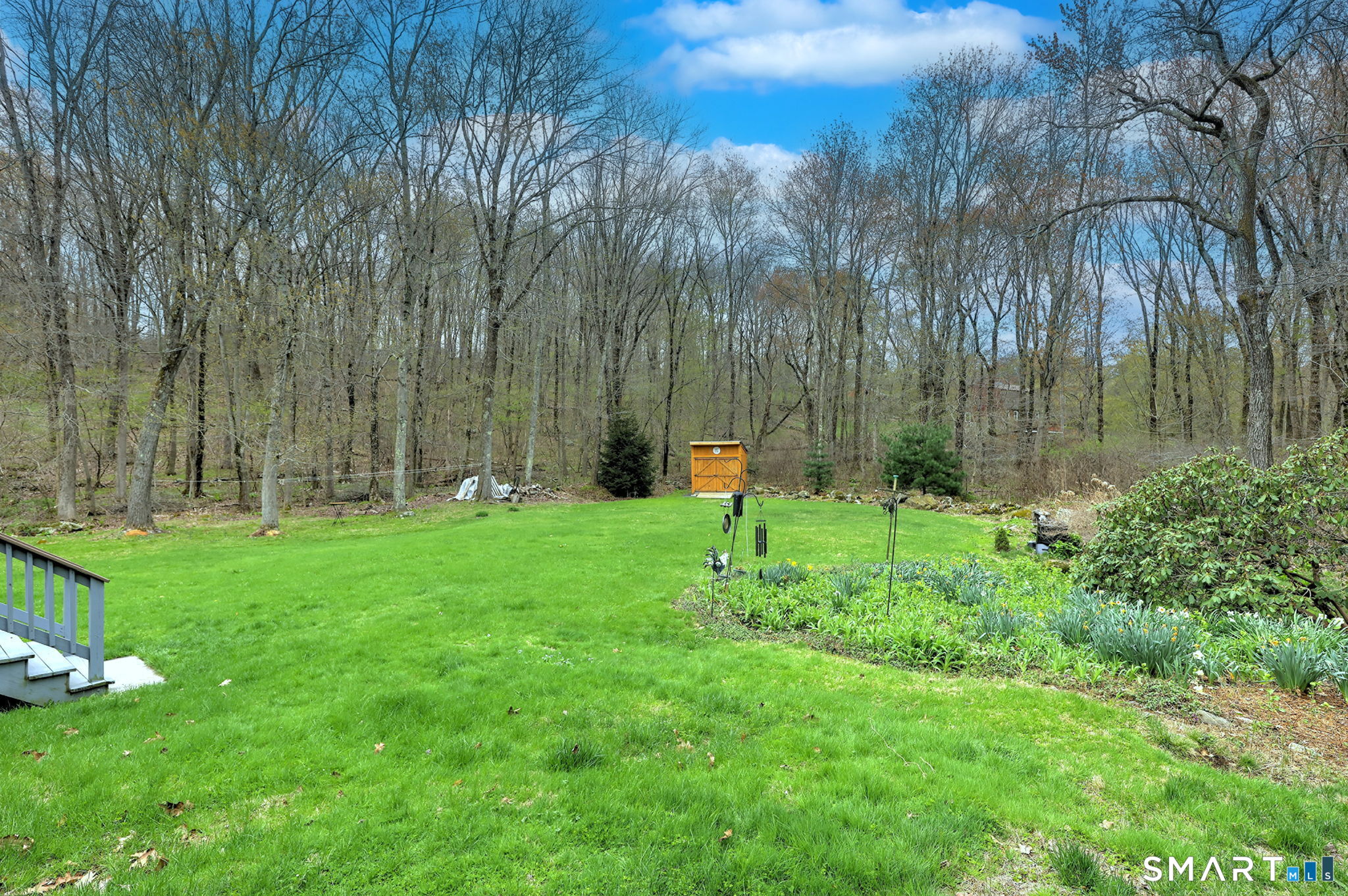 14 Ann Drive Bethany, CT 06524 - Photo 4 of 40 a view of a park with large trees