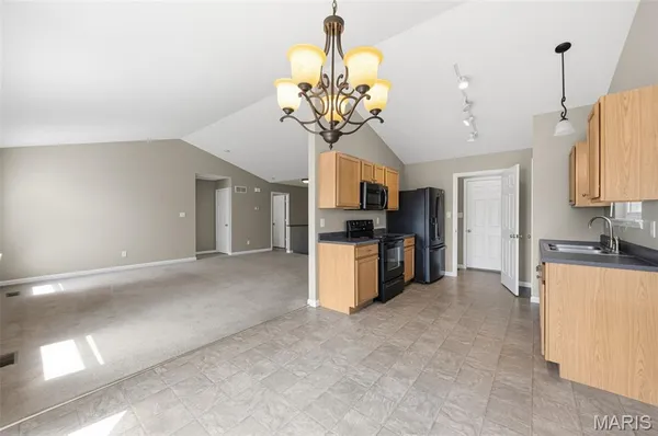 $310,000 | 330 Hunters Heights Drive, Eureka, MO 63025
