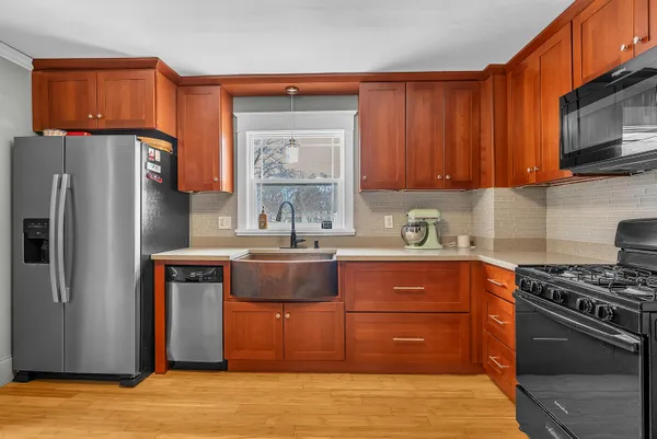 $235,000 | 14 North Michigan Street, La Crosse, IN 46348