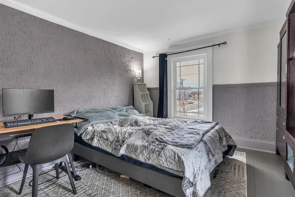 $235,000 | 14 North Michigan Street, La Crosse, IN 46348