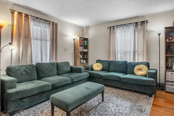 $235,000 | 14 North Michigan Street, La Crosse, IN 46348