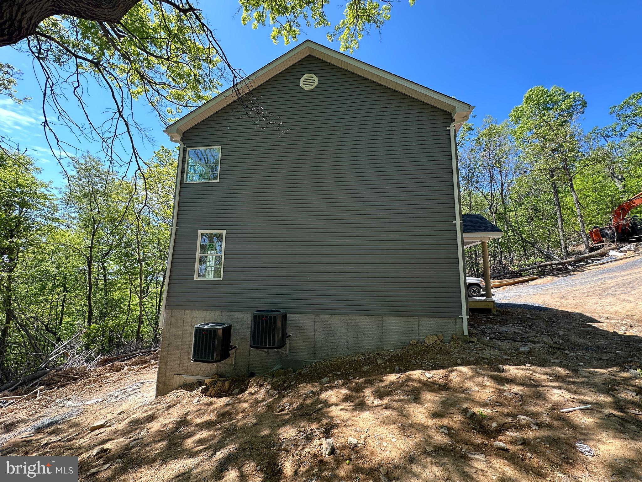 211 Inca Trail Winchester, VA 22602 - Photo 4 of 27 4-28-26